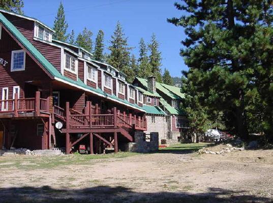 Strawberry Lodge Upper Forni Eksteriør bilde